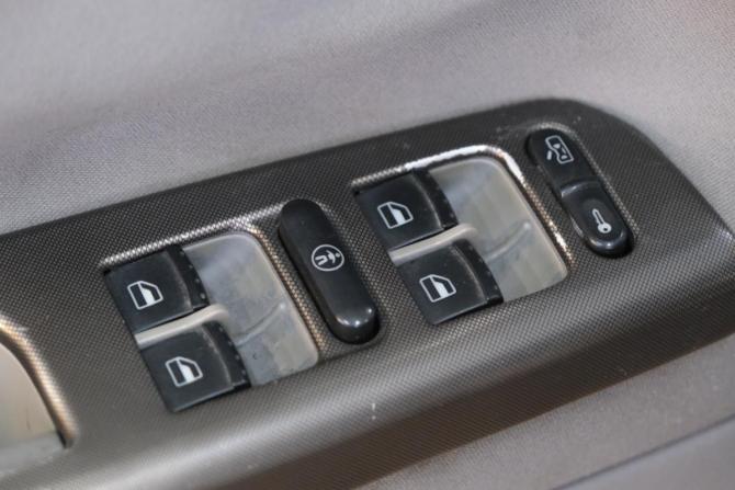 Volkswagen Passat B5 Рестайлинг с пробегом 2002 года, цена 429 000 рублей, 411000 км, седан, Автокод Объявления