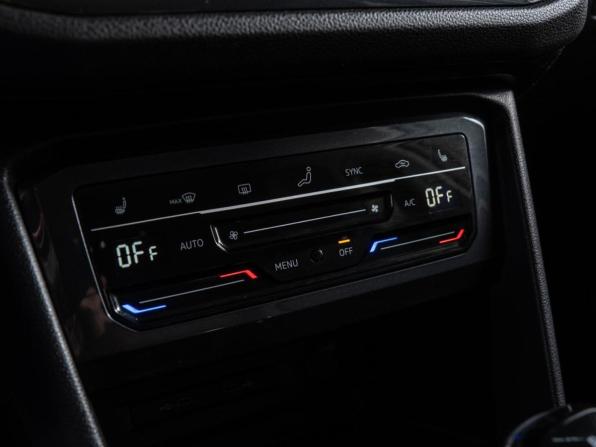 Volkswagen Tiguan II Рестайлинг с пробегом 2021 года, цена 2 120 000 рублей, 189127 км, внедорожник, Автокод Объявления