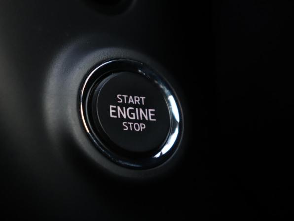 Skoda Octavia IV (A8) с пробегом 2020 года, цена 2 510 000 рублей, 77329 км, лифтбек, Автокод Объявления