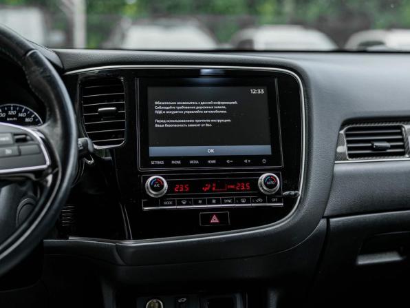 Mitsubishi Outlander III Рестайлинг 3 с пробегом 2022 года, цена 2 425 000 рублей, 138698 км, внедорожник, Автокод Объявления