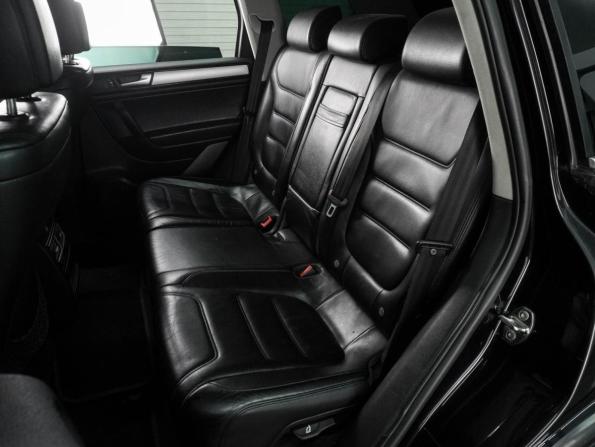 Volkswagen Touareg II с пробегом 2011 года, цена 1 595 000 рублей, 271557 км, внедорожник, Автокод Объявления