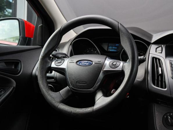 Ford Focus III с пробегом 2013 года, цена 800 000 рублей, 183692 км, хэтчбек, Автокод Объявления