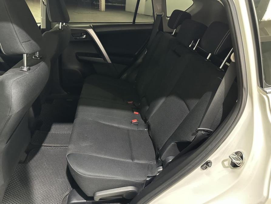 Toyota RAV4 IV (XA40) Рестайлинг Курск  - изображение 21
