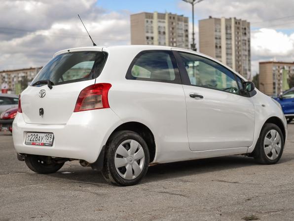 Toyota Yaris II с пробегом 2008 года, цена 409 000 рублей, 197309 км, хэтчбек, Автокод Объявления