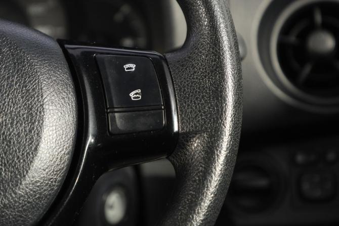 Toyota Vitz III (XP130) Рестайлинг 2 с пробегом 2018 года, цена 1 199 000 рублей, 93000 км, хэтчбек, Автокод Объявления
