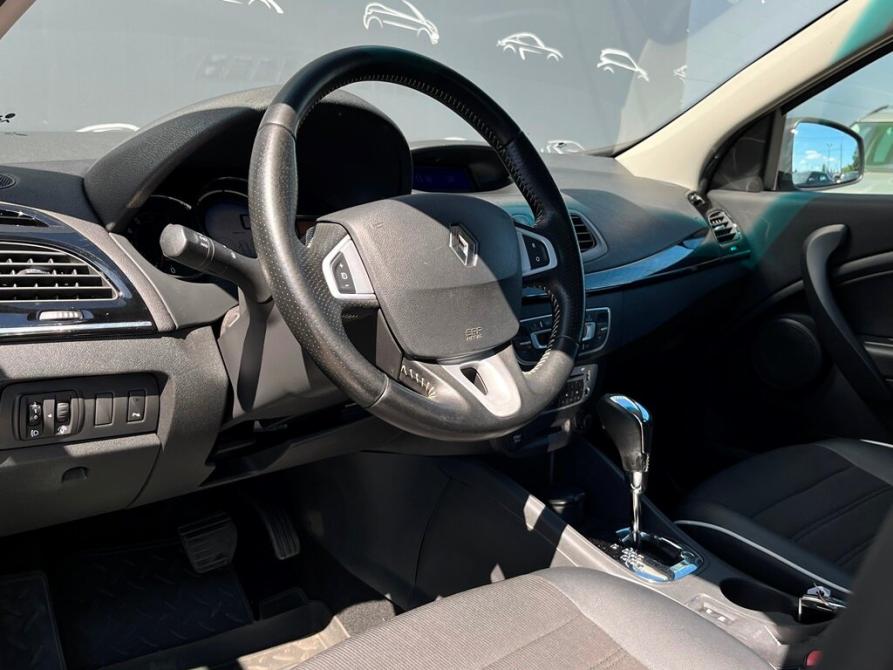 Renault Fluence I Рестайлинг Санкт-Петербург  - изображение 5