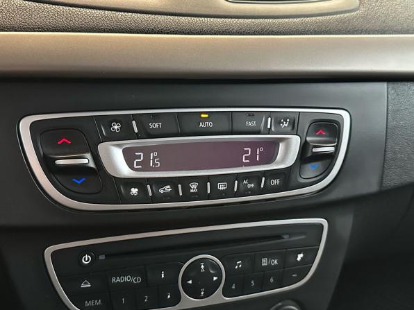 Renault Fluence I с пробегом 2012 года, цена 630 000 рублей, 185554 км, седан, Автокод Объявления