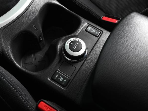 Nissan Qashqai II с пробегом 2017 года, цена 1 490 000 рублей, 174060 км, внедорожник, Автокод Объявления