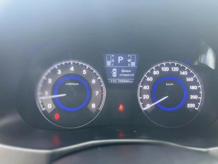 Hyundai Solaris I Рестайлинг Томск  - изображение 16