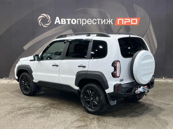 Lada (ВАЗ) Niva Travel I с пробегом 2023 года, цена 990 000 рублей, 72325 км, внедорожник, Автокод Объявления