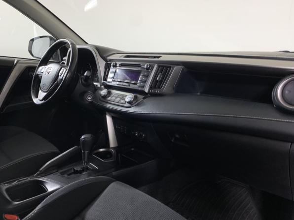Toyota RAV4 IV (XA40) Рестайлинг с пробегом 2018 года, цена 2 180 000 рублей, 109366 км, внедорожник, Автокод Объявления