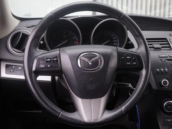 Mazda 3 II (BL) Рестайлинг с пробегом 2013 года, цена 1 178 000 рублей, 81242 км, седан, Автокод Объявления