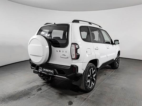 Lada (ВАЗ) Niva Travel I Рестайлинг с пробегом 2026 года, цена 1 585 000 рублей, 5800 км, внедорожник, Автокод Объявления
