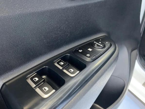 Kia Rio IV с пробегом 2019 года, цена 1 659 000 рублей, 53497 км, хэтчбек, Автокод Объявления