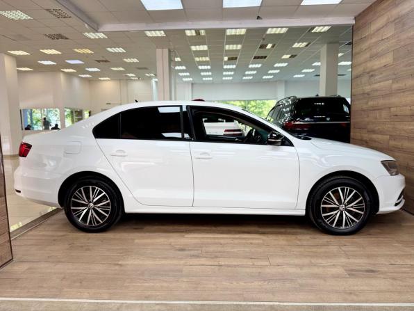 Volkswagen Jetta VI Рестайлинг с пробегом 2016 года, цена 1 450 000 рублей, 134000 км, седан, Автокод Объявления