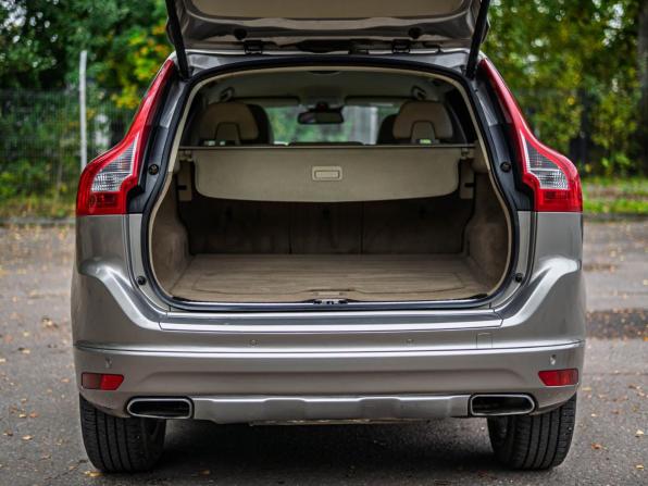 Volvo XC60 I Рестайлинг с пробегом 2013 года, цена 1 475 000 рублей, 256389 км, внедорожник, Автокод Объявления