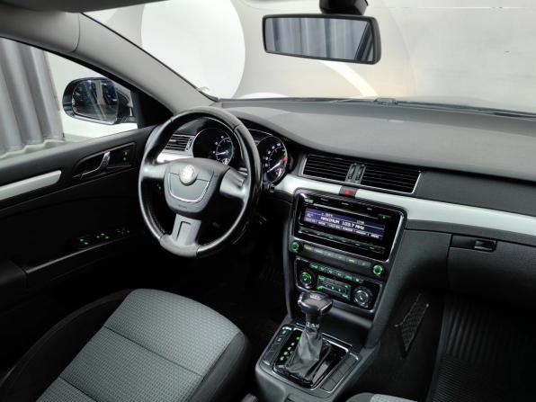 Skoda Superb II с пробегом 2010 года, цена 775 000 рублей, 161792 км, лифтбек, Автокод Объявления
