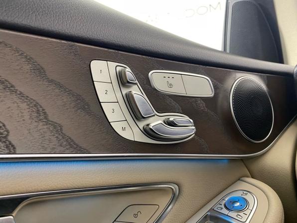 Mercedes-Benz GLC I (X253) с пробегом 2018 года, цена 2 898 900 рублей, 146306 км, внедорожник, Автокод Объявления
