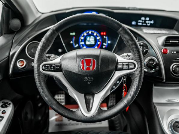 Honda Civic VIII Рестайлинг с пробегом 2008 года, цена 560 000 рублей, 276483 км, хэтчбек, Автокод Объявления