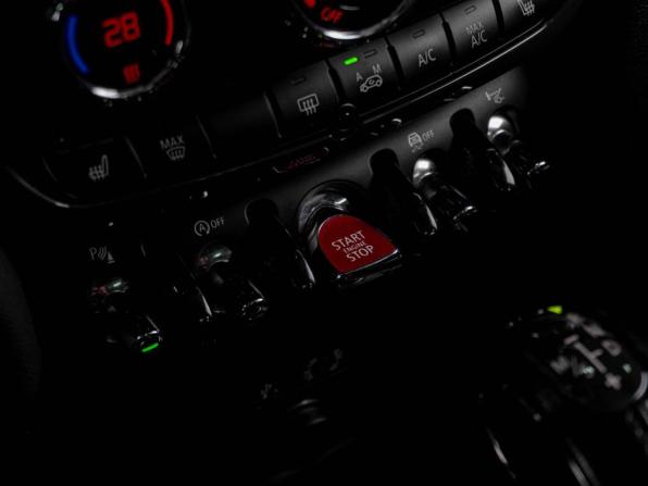 Mini Countryman II с пробегом 2017 года, цена 2 469 000 рублей, 150372 км, внедорожник, Автокод Объявления