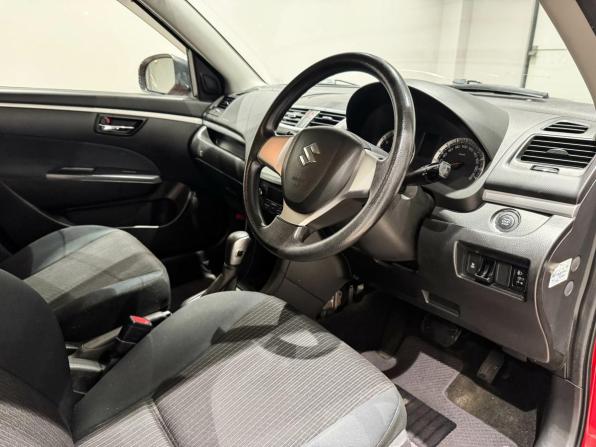 Suzuki Swift IV Рестайлинг с пробегом 2015 года, цена 824 929 рублей, 174914 км, хэтчбек, Автокод Объявления
