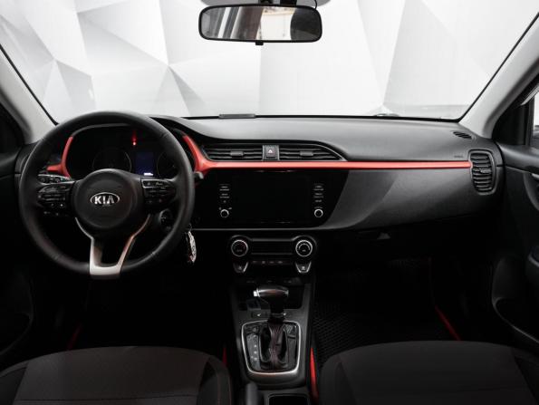 Kia Rio IV Рестайлинг с пробегом 2020 года, цена 1 560 000 рублей, 88395 км, седан, Автокод Объявления