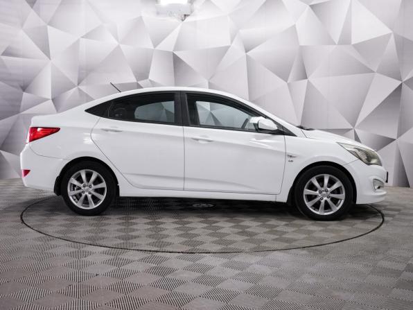 Hyundai Solaris I Рестайлинг с пробегом 2014 года, цена 738 000 рублей, 160000 км, седан, Автокод Объявления