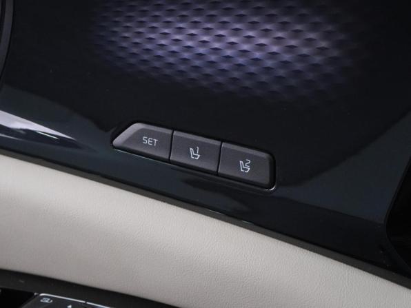 Kia Carnival IV с пробегом 2021 года, цена 4 982 000 рублей, 77541 км, минивэн, Автокод Объявления