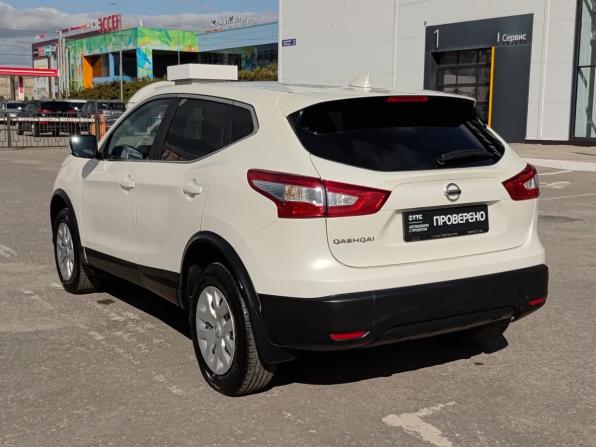 Nissan Qashqai II с пробегом 2018 года, цена 1 893 000 рублей, 89303 км, внедорожник, Автокод Объявления