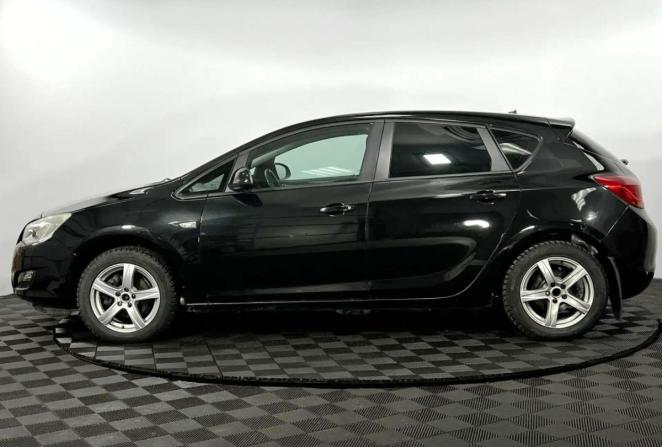 Opel Astra H Рестайлинг с пробегом 2011 года, цена 550 000 рублей, 220001 км, хэтчбек, Автокод Объявления