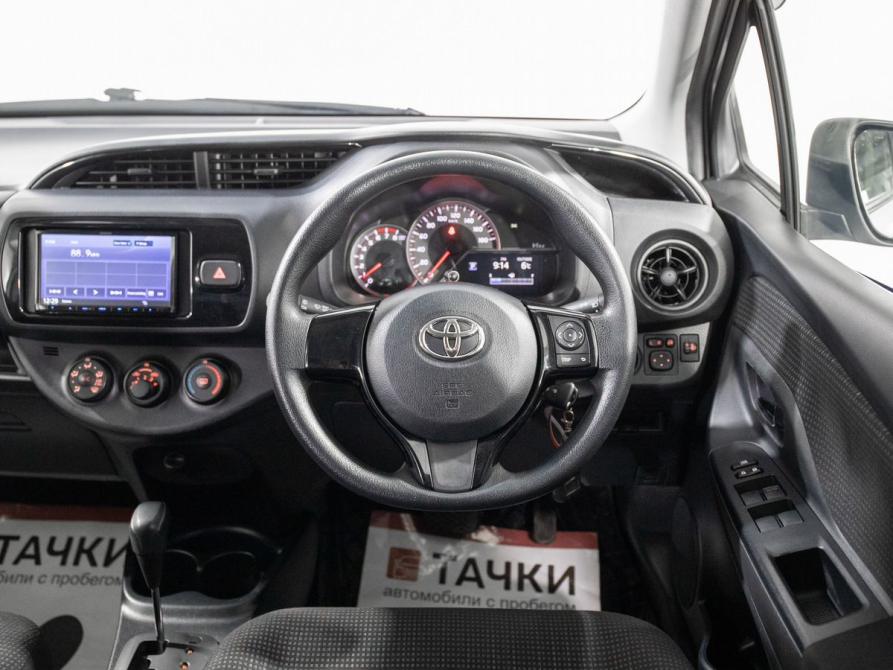 Toyota Vitz III (XP130) Рестайлинг 2 Иркутск  - изображение 9