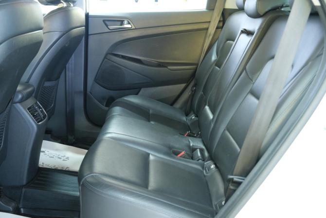 Hyundai Tucson III с пробегом 2018 года, цена 1 789 000 рублей, 163000 км, внедорожник, Автокод Объявления