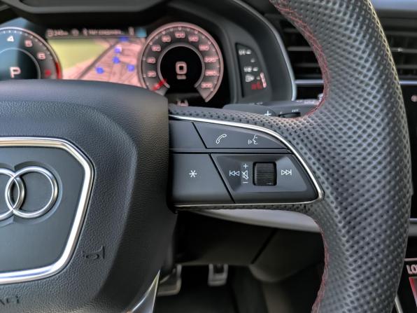 Audi Q8 I (4M) Рестайлинг с пробегом 2024 года, цена 11 250 000 рублей, 18062 км, внедорожник, Автокод Объявления