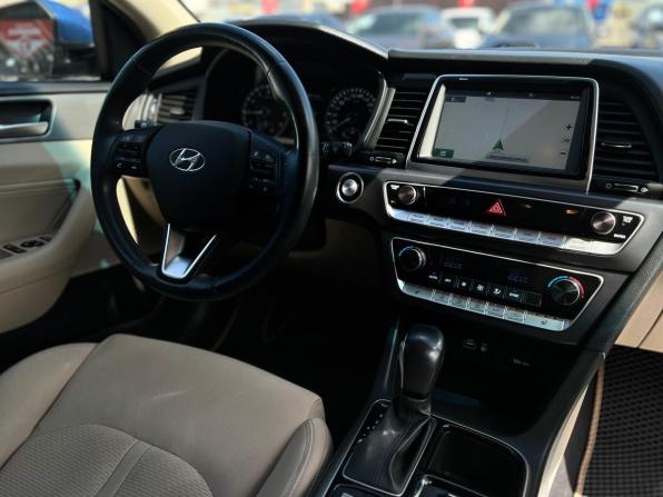 Hyundai Sonata VII (LF) Рестайлинг с пробегом 2018 года, цена 1 850 000 рублей, 104000 км, седан, Автокод Объявления