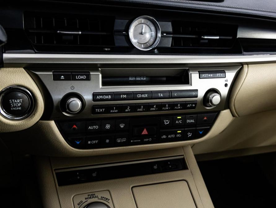 Lexus ES VI Санкт-Петербург  - изображение 19