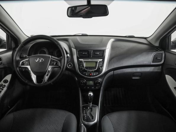 Hyundai Solaris I с пробегом 2012 года, цена 669 000 рублей, 236111 км, седан, Автокод Объявления