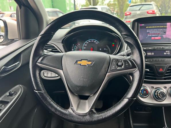 Chevrolet Spark IV с пробегом 2017 года, цена 975 000 рублей, 126579 км, хэтчбек, Автокод Объявления