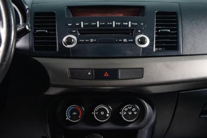 Mitsubishi Lancer X Рестайлинг с пробегом 2012 года, цена 979 000 рублей, 209000 км, седан, Автокод Объявления