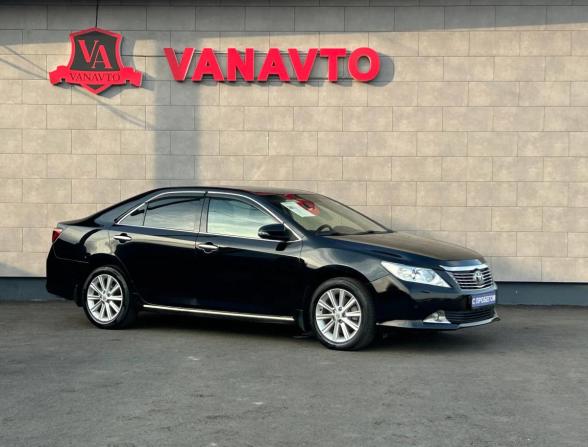 Toyota Camry VII (XV50) с пробегом 2014 года, цена 1 689 000 рублей, 239440 км, седан, Автокод Объявления