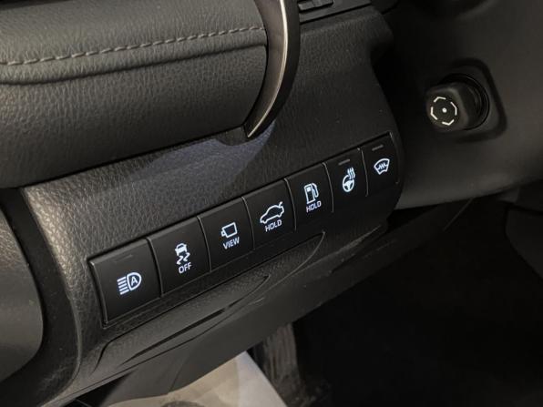Toyota Camry VIII (XV70) Рестайлинг с пробегом 2021 года, цена 3 149 000 рублей, 84000 км, седан, Автокод Объявления