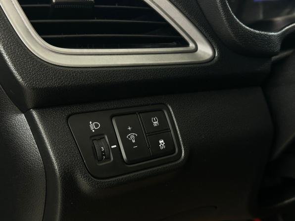 Hyundai Solaris II Рестайлинг с пробегом 2020 года, цена 1 550 000 рублей, 76391 км, седан, Автокод Объявления
