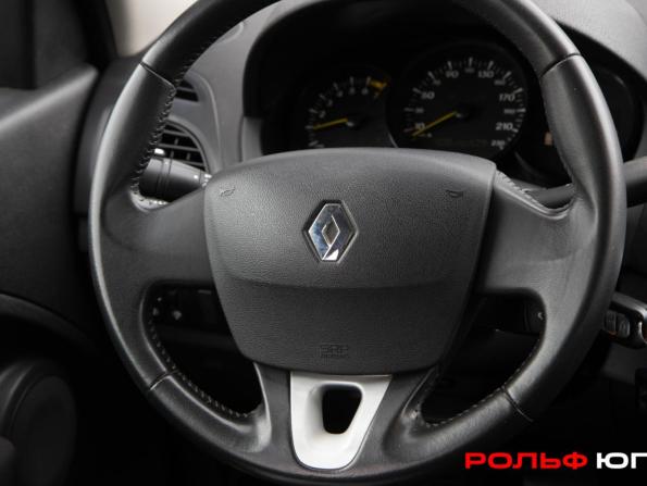 Renault Fluence I с пробегом 2012 года, цена 673 000 рублей, 130652 км, седан, Автокод Объявления