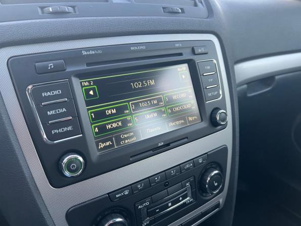Skoda Octavia II (A5) Рестайлинг с пробегом 2012 года, цена 950 000 рублей, 152703 км, лифтбек, Автокод Объявления
