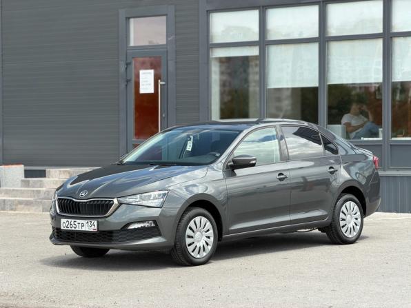 Skoda Rapid II с пробегом 2021 года, цена 1 549 000 рублей, 37842 км, лифтбек, Автокод Объявления