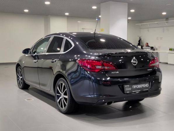 Opel Astra J Рестайлинг с пробегом 2012 года, цена 760 000 рублей, 239711 км, седан, Автокод Объявления