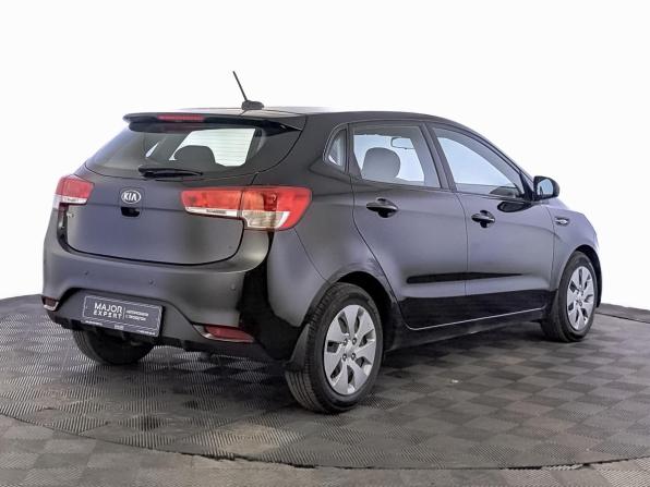 Kia Rio III Рестайлинг с пробегом 2017 года, цена 1 455 000 рублей, 41179 км, хэтчбек, Автокод Объявления