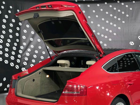 Audi A5 I (8T) с пробегом 2010 года, цена 893 000 рублей, 184147 км, лифтбек, Автокод Объявления