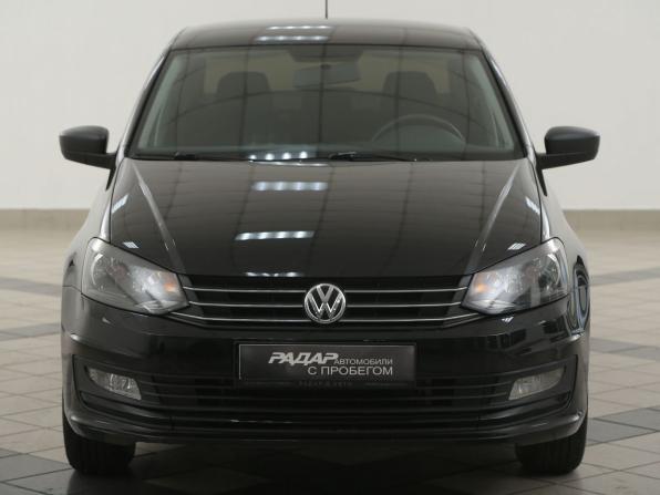 Volkswagen Polo V Рестайлинг с пробегом 2015 года, цена 1 035 000 рублей, 63500 км, седан, Автокод Объявления