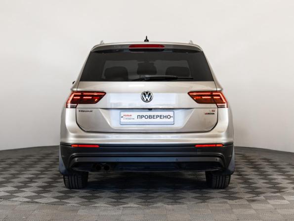 Volkswagen Tiguan II с пробегом 2017 года, цена 2 049 000 рублей, 143491 км, внедорожник, Автокод Объявления