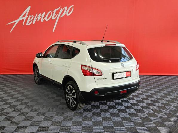 Nissan Qashqai I Рестайлинг с пробегом 2012 года, цена 1 030 000 рублей, 174000 км, внедорожник, Автокод Объявления